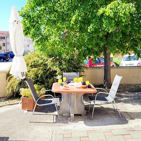 Blue Stone-with Parking, Terrace And Bbq * Zadar