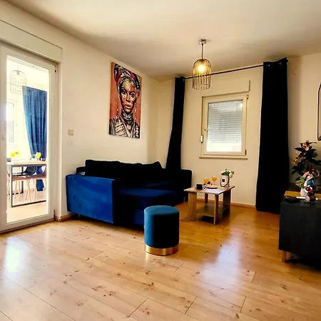 Blue Stone-with Parking, Terrace And Bbq Апартаменты