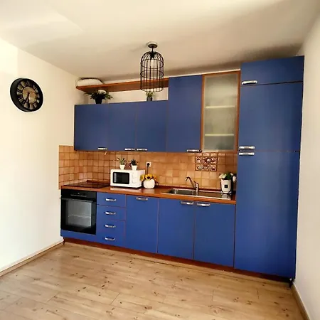 Blue Stone-with Parking, Terrace And Bbq Apartment
